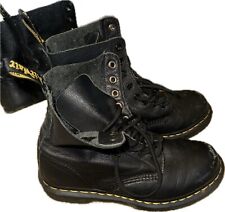 Dr. Martens Women's Original Smooth Leather Lace Up Boots - Black, Size 8 picture