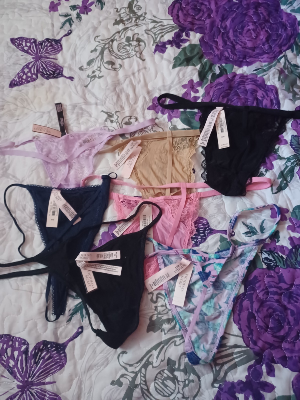 Victoria\'s Secret Lot Of 7 Size M V-string