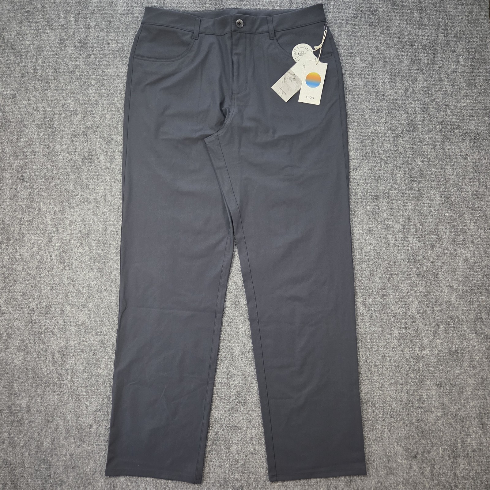 NWT Vuori Mens 33 Meta Pant Relaxed 32\
