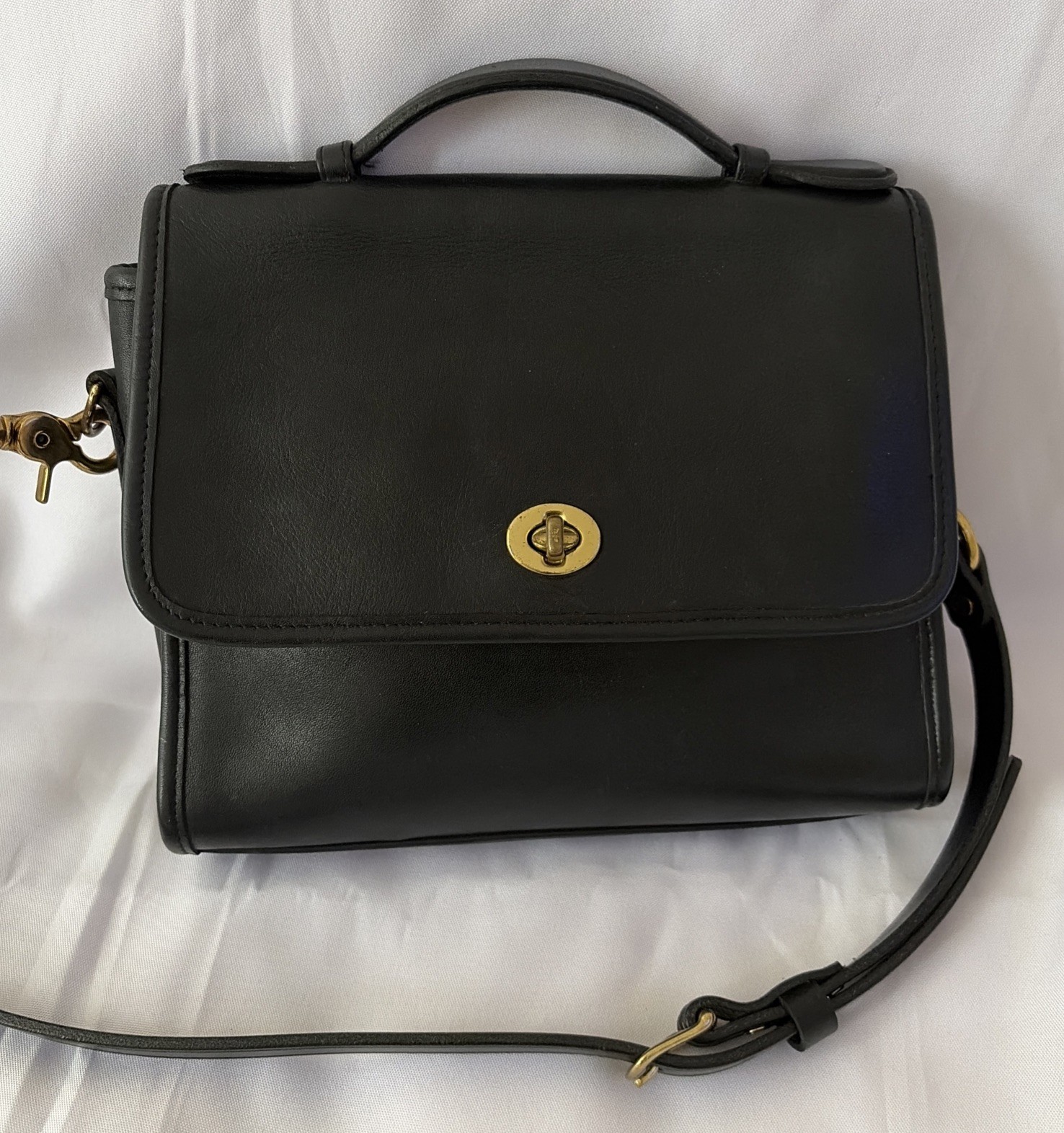 Vintage Coach Court Bag 9870 Black Leather Crossbody Top Handle Bag