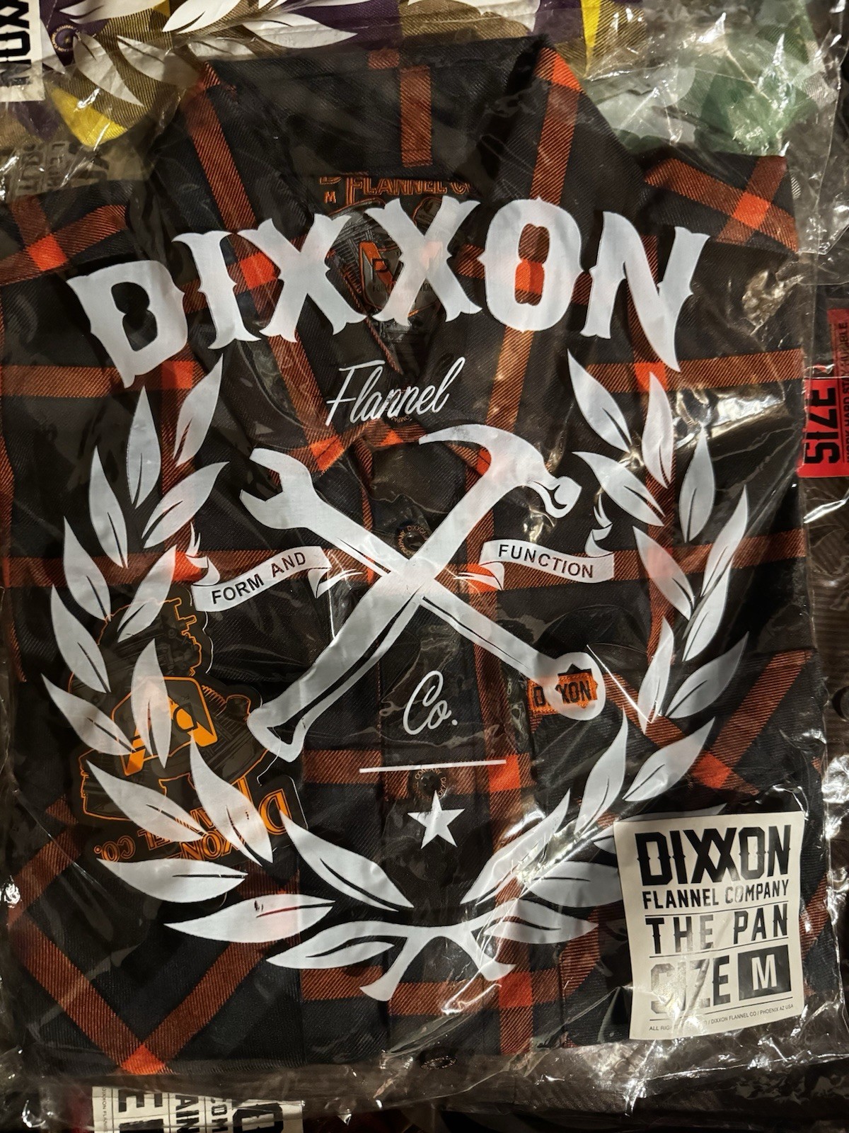 Dixxon Flannel The Pan new In bag Medium