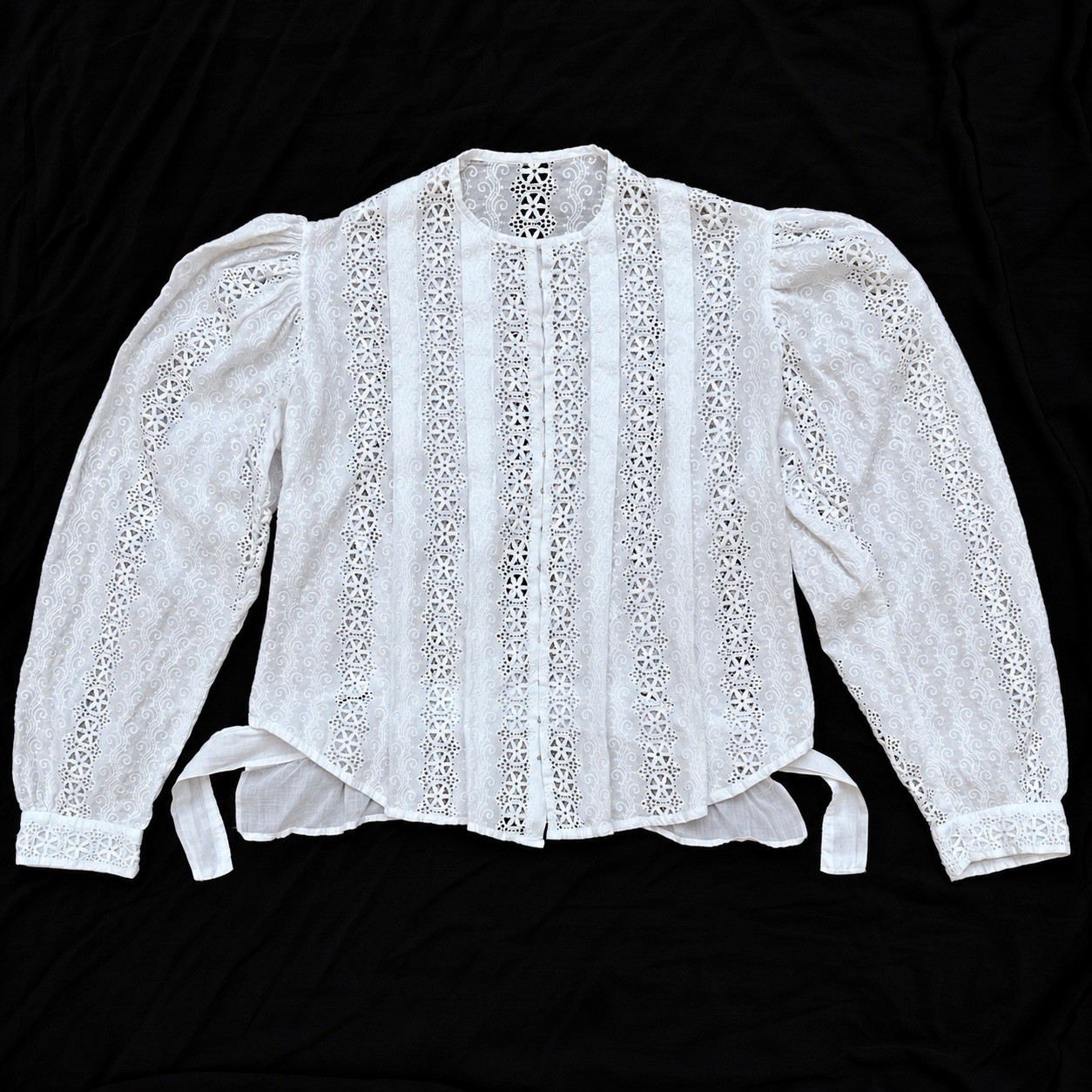Antique Edwardian 1890s 1900s Whitework Blouse Cutwork Lace Cotton Shirtwaist 