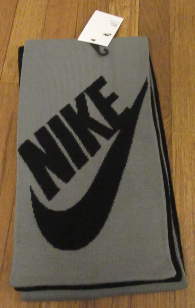 Nike Cold Weather Scarf Grey Black Brand New Free U.S. Shipping