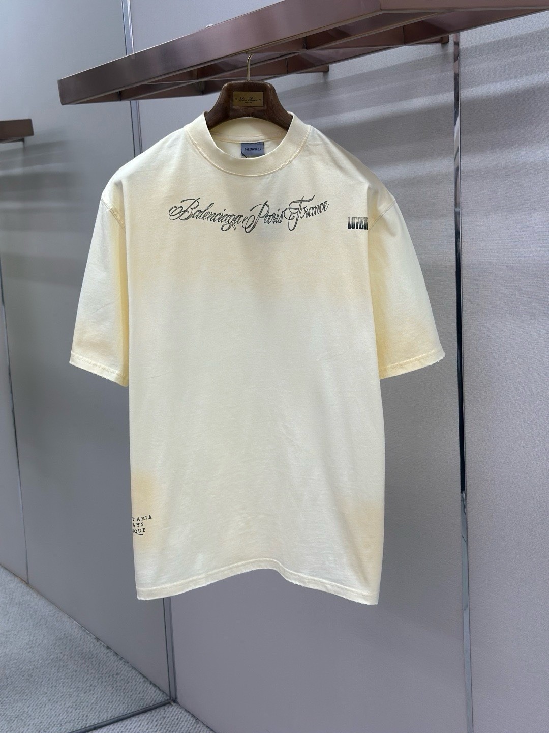Balenciaga t Shirt