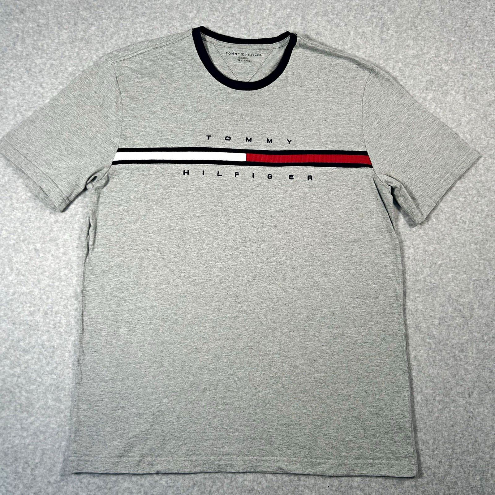 Tommy Hilfiger Men\'s XL Gray Jersey Crew Neck Short Sleeve Graphic Logo Tee