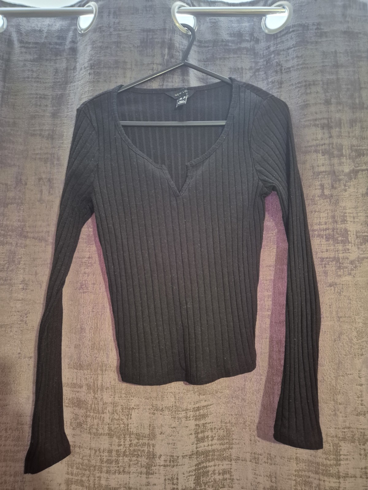 New Look Womens Black Ribbed Pattern V Notch Long Sleeve Top Size 10