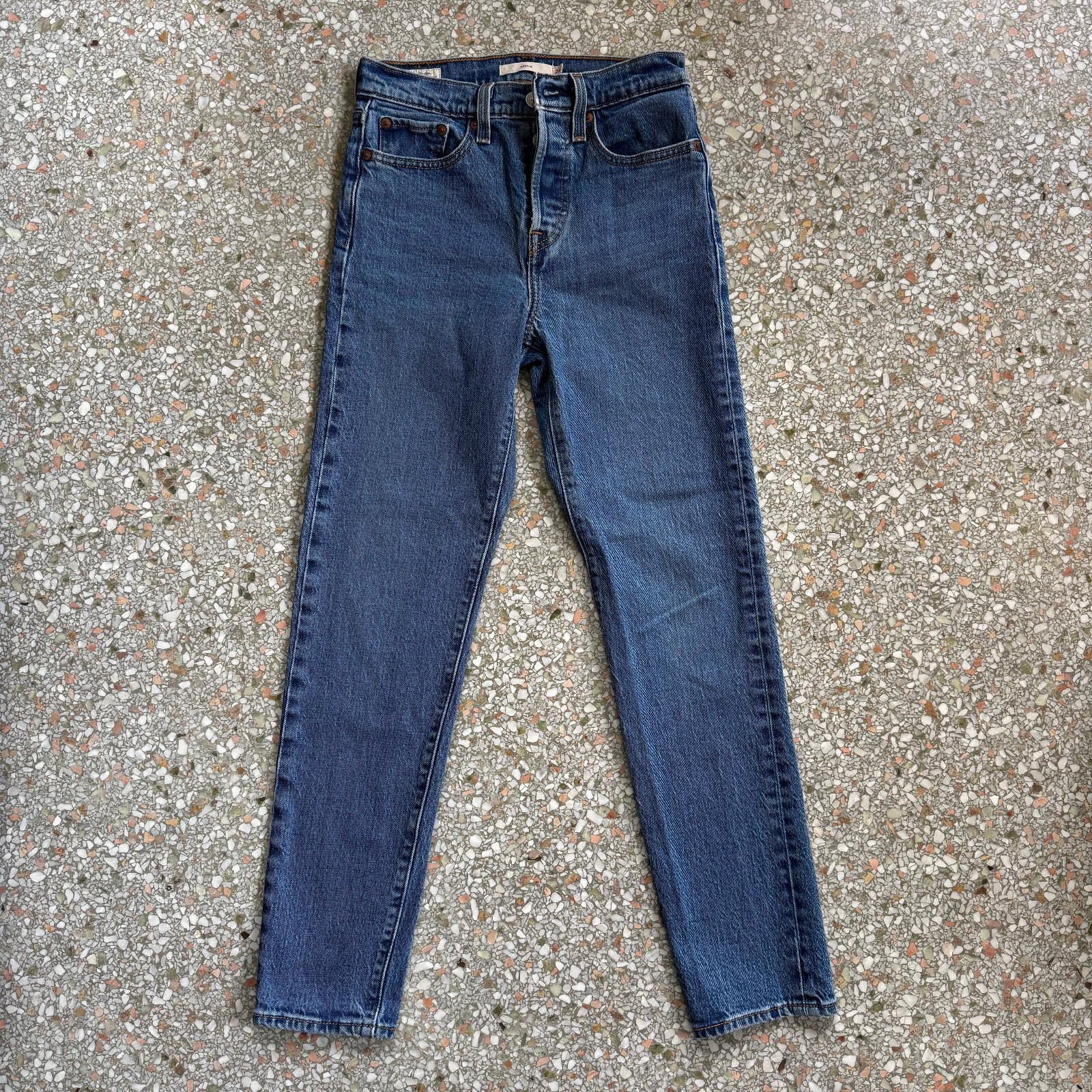 Levi’s Premium Wedgie Straight Jeans Size 24
