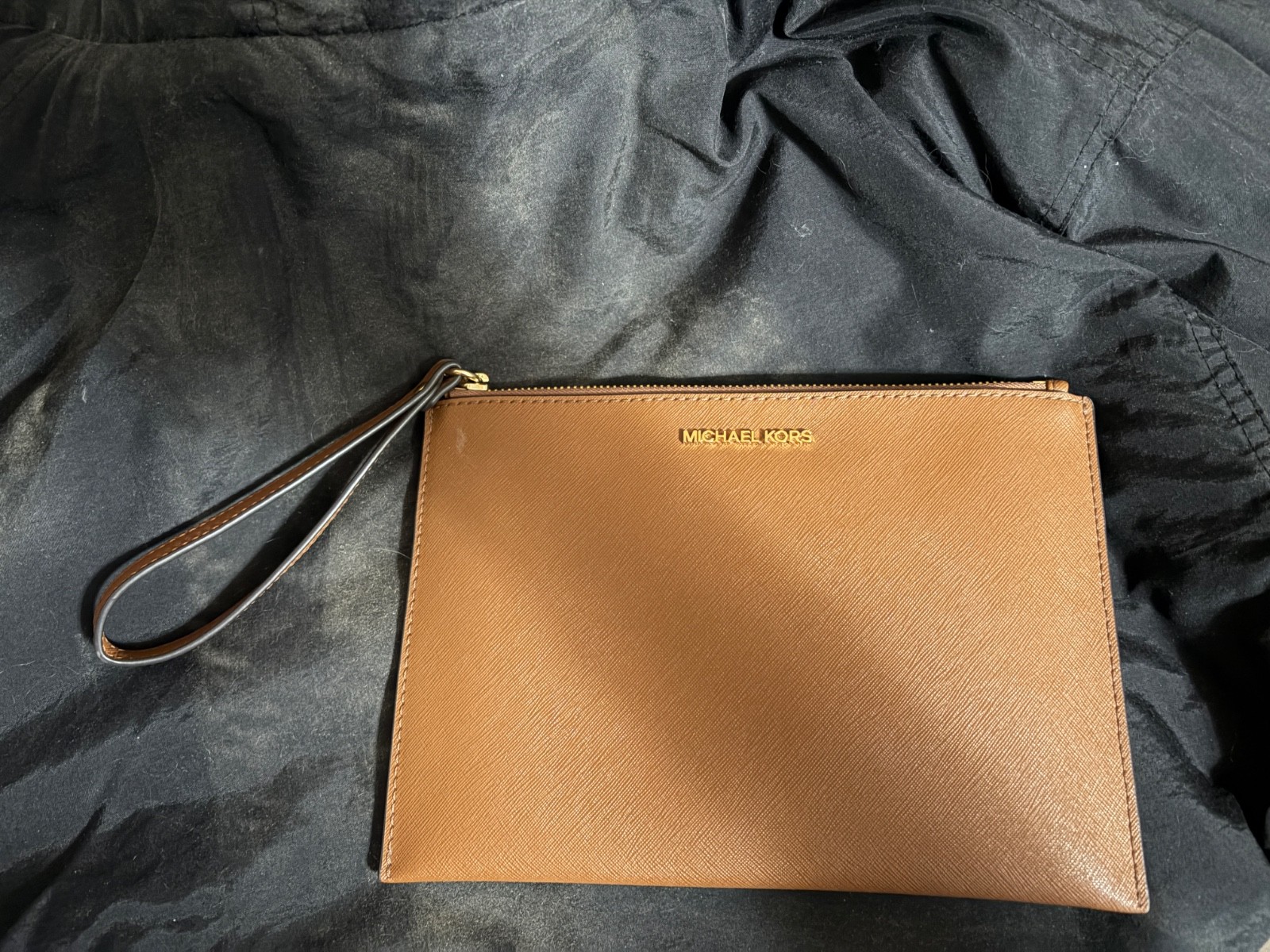 michael kors jet set large wristlet clutch