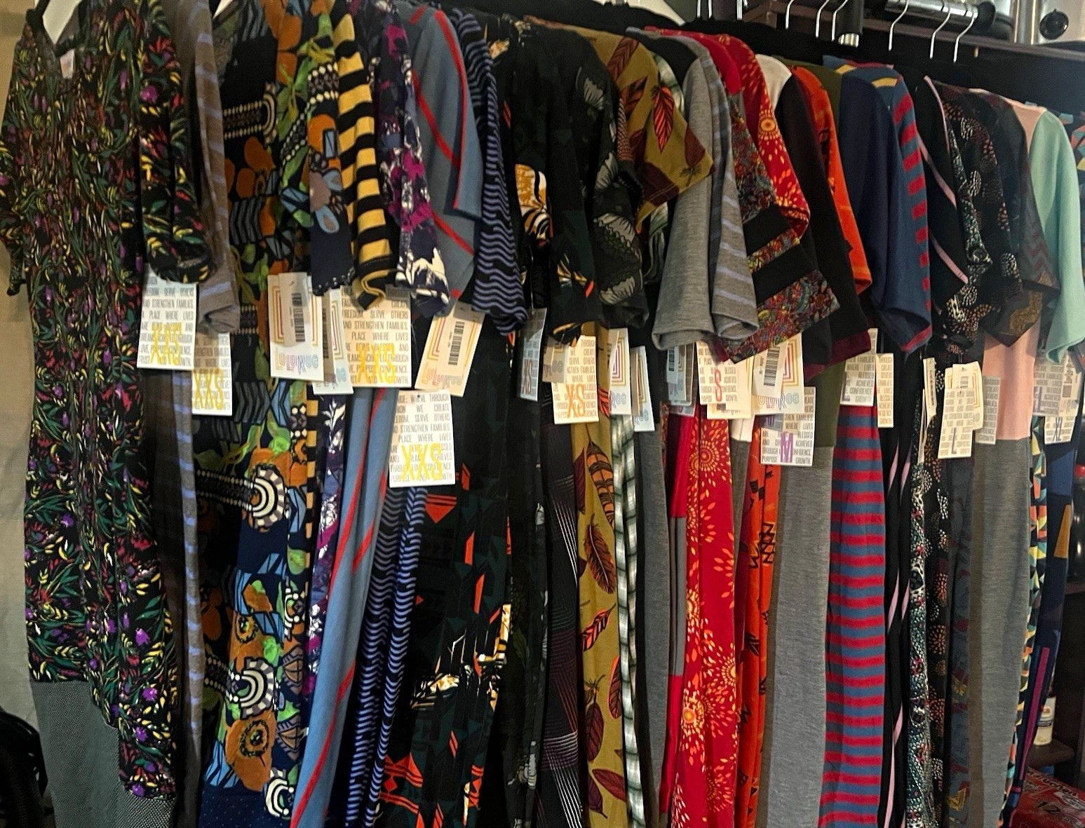 Huge Lot of 28 LuLaRoe Dresses All Sizes Various Prints NWT