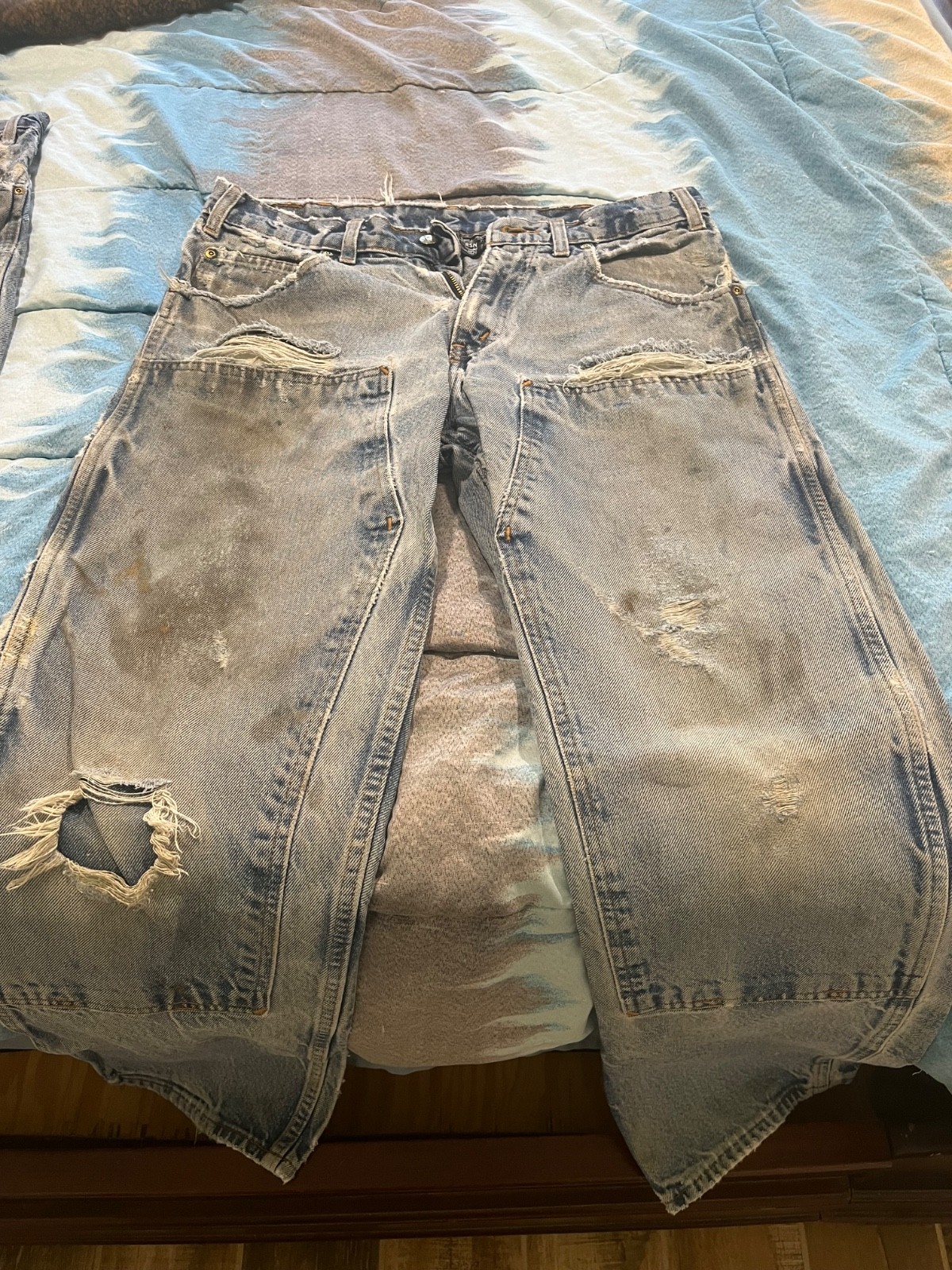 Vintage prison blue Jeans Men 34x32 Big Baggy Wide Thrashed Pant Fade (Tag34x34)
