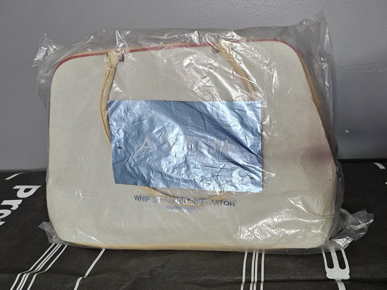 Avon Whipped Stitched Spectator Satchel
