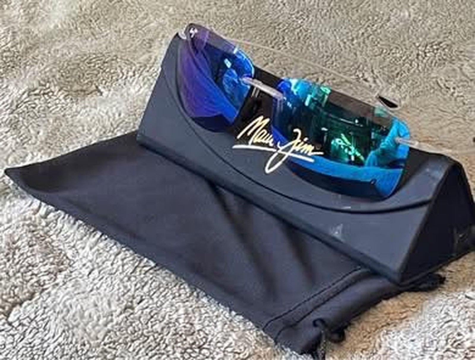 Men’s Maui Jim Ho’okipa B407-11 Transparent Gray Frames ~ Blue Hawaii Mirror.
