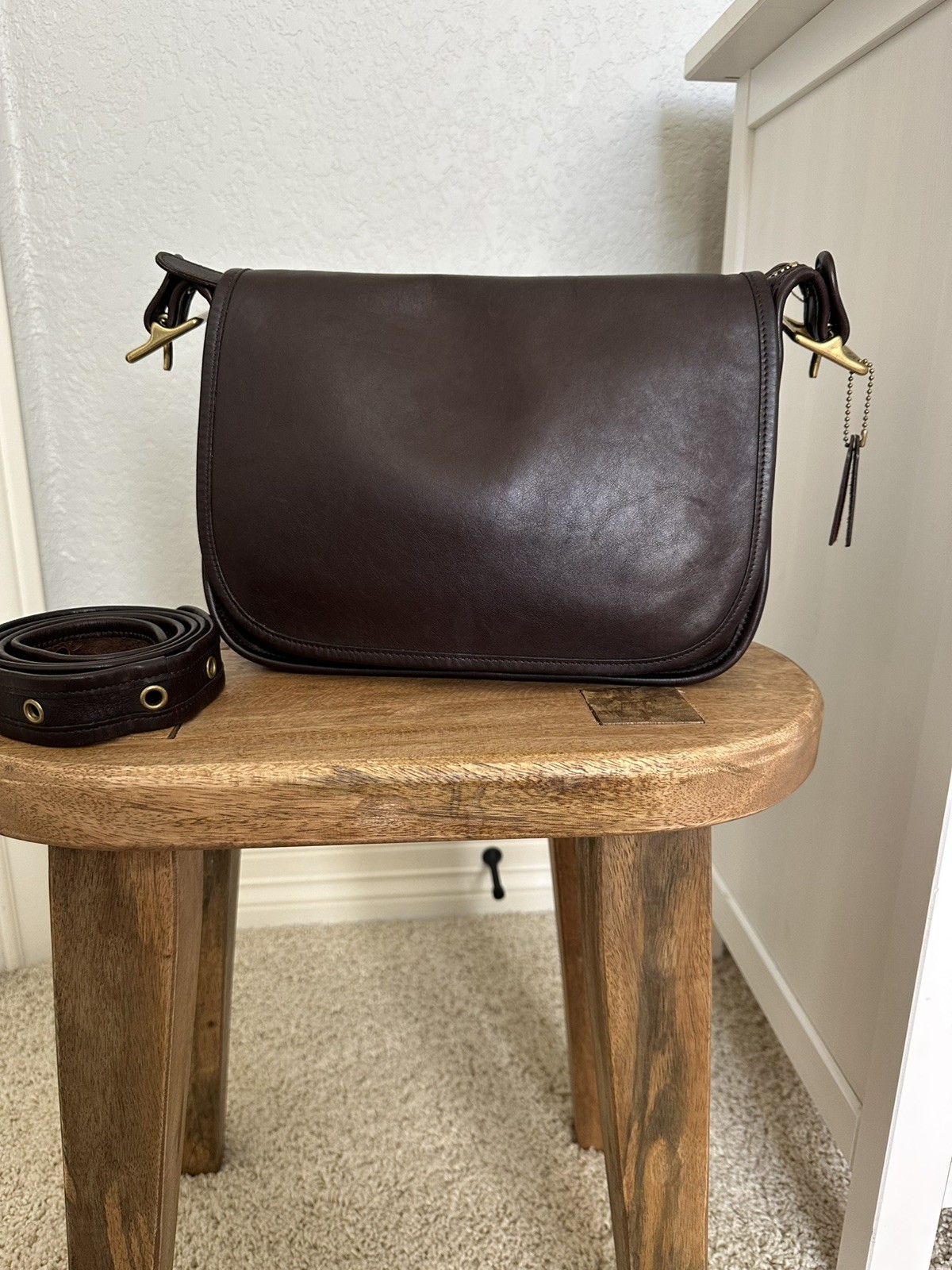 COACH Vintage 90\'s Patricia Legacy Messenger mahogany shoulder/crossbody bag