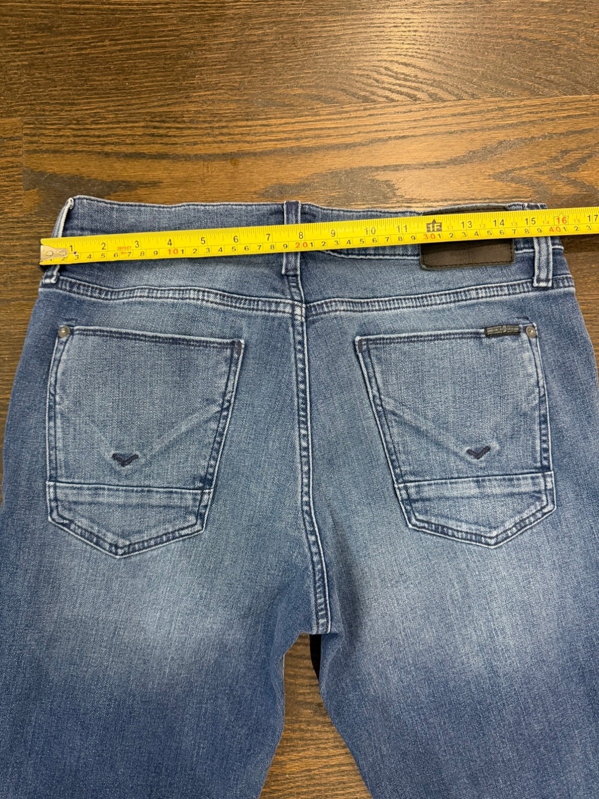 Hudson Blake Slim Straight Jeans Mens 33 Medium Wash Stretch Denim