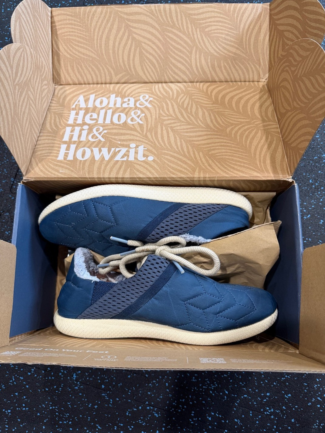 Olukai Mahiki Womens Blue Quilted Sneaker Slipper Size 9 New in Box