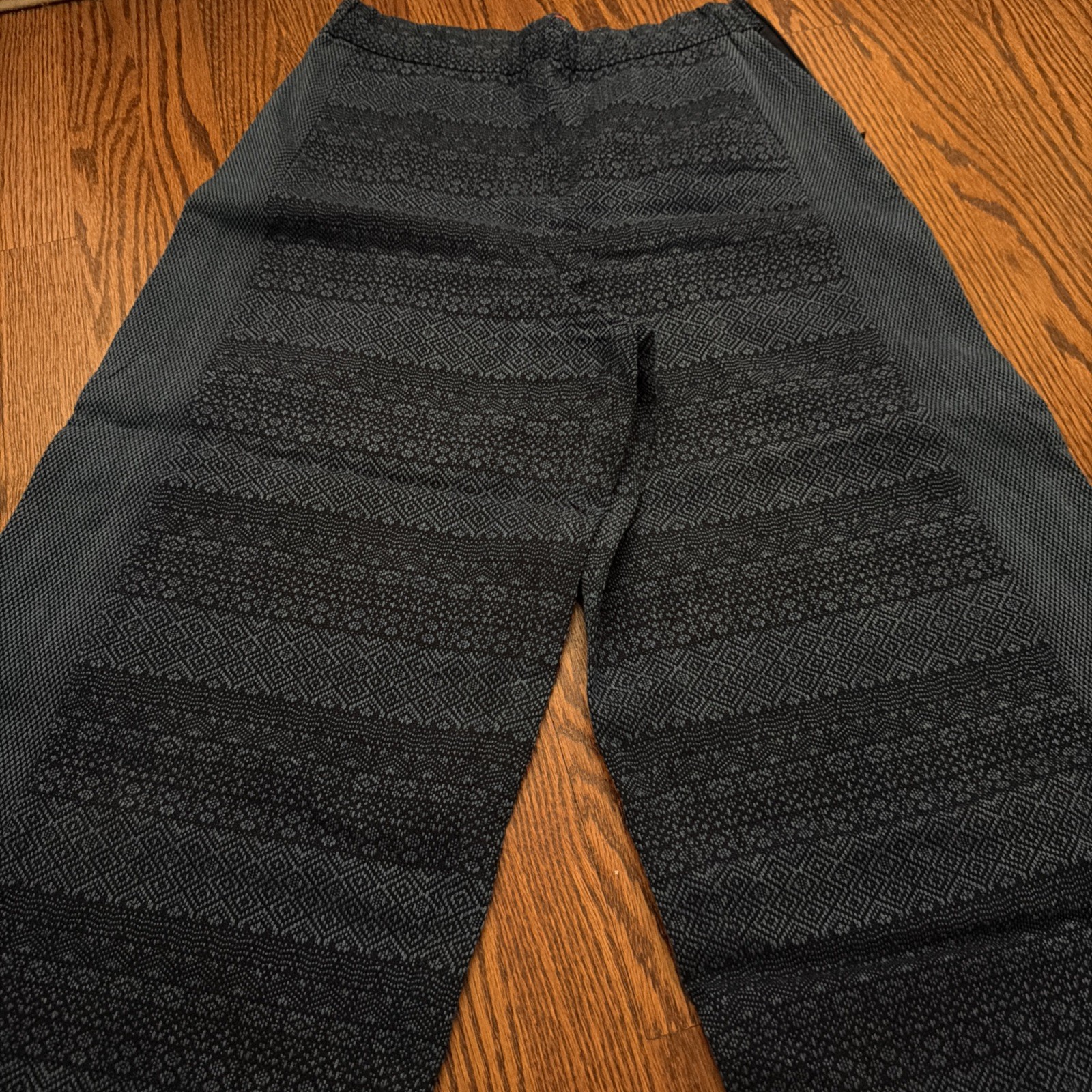 Haat Issey Miyake Blue and Black Cropped Striped Pants In Cotton