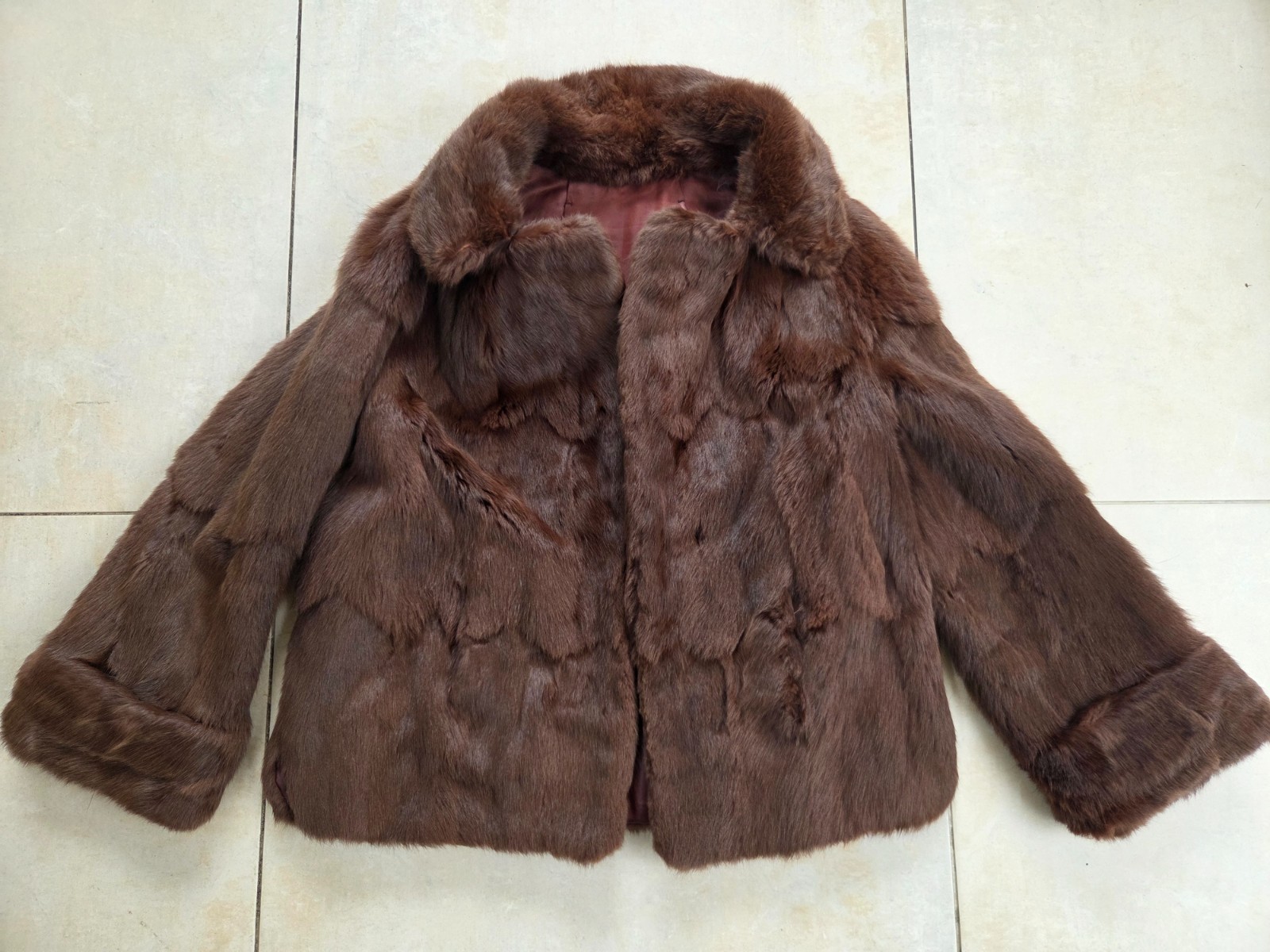 Vintage Ladies Brown Fur Coat Size 10-12. Great Condition