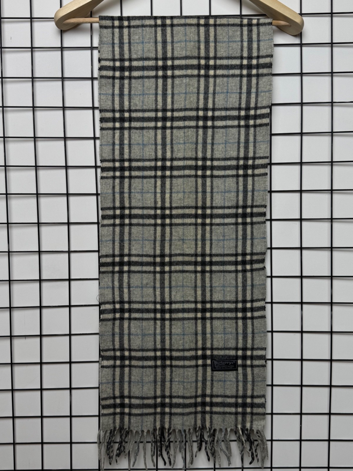 Vintage Burberry’s Of London Nova Check Blue Scarf 90’s 100% Lambswool Luxury OG