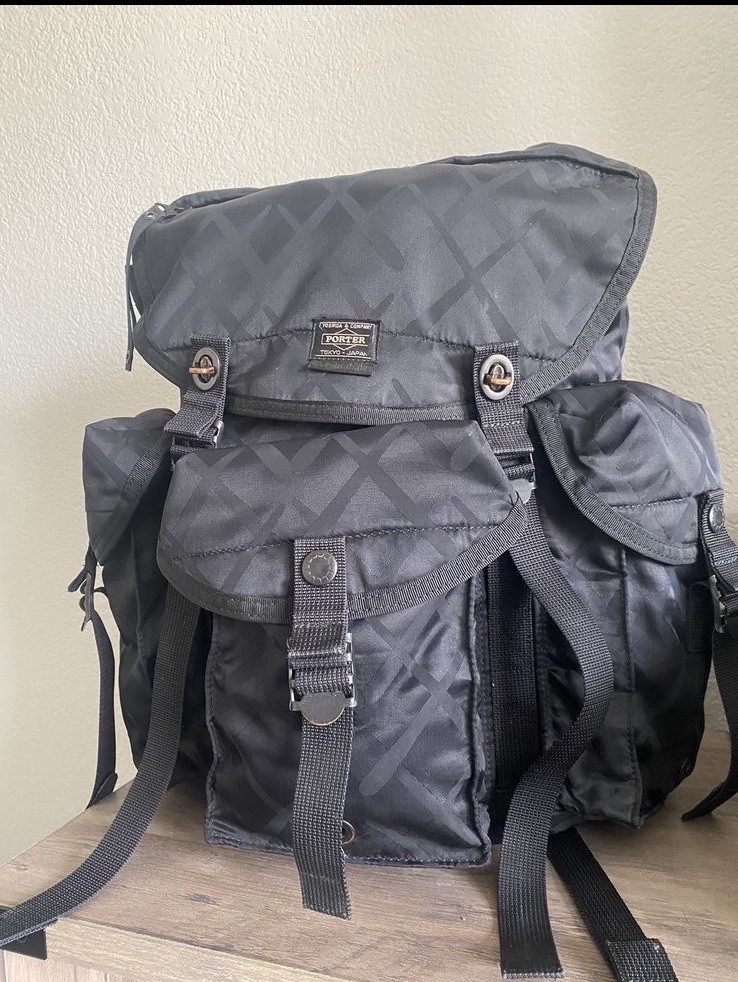 Rare OriginalFake x PORTER x KAWS backpack SUPER RARE AMAZING CONDITION