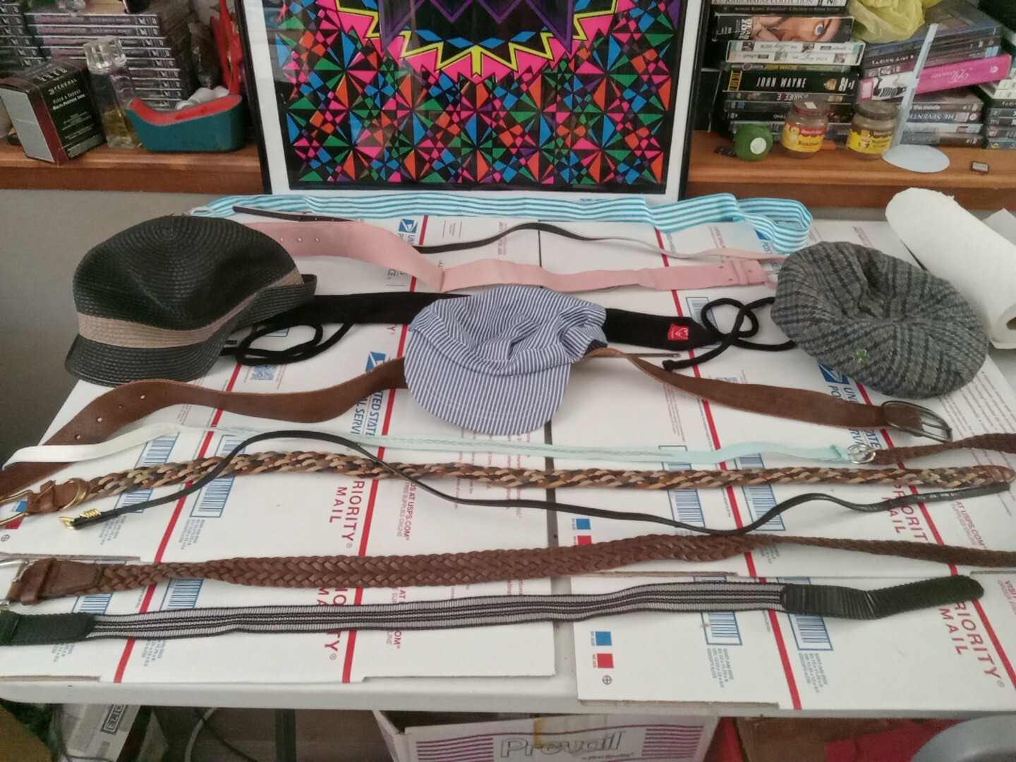 Lot Of 15  Estate Sale Belts & Hats Clothing Items Random + More Trl4#103