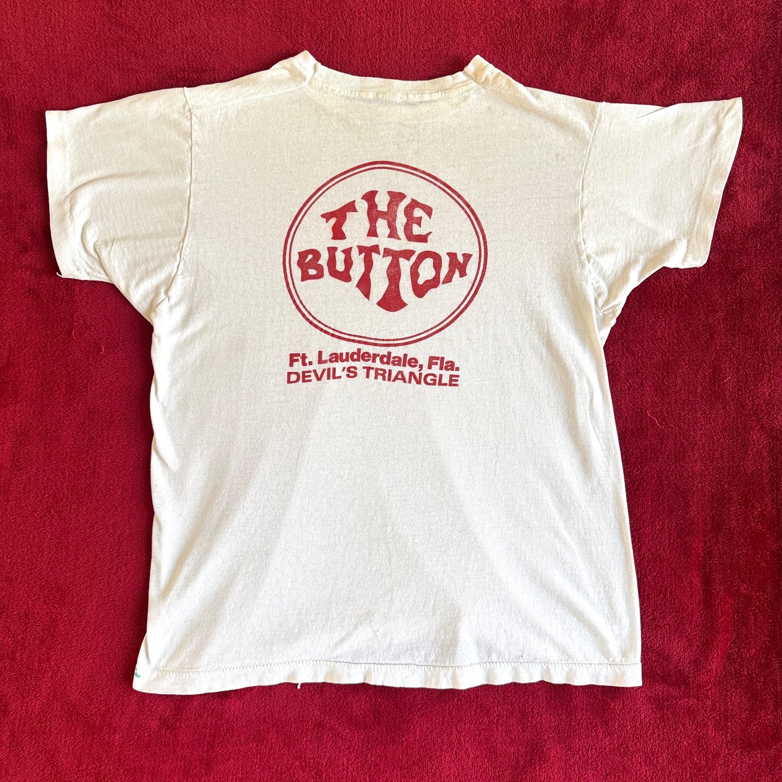 Ft Lauderdale Devils Triangle THE BUTTON Vintage 1980s Distressed Grunge Tshirt