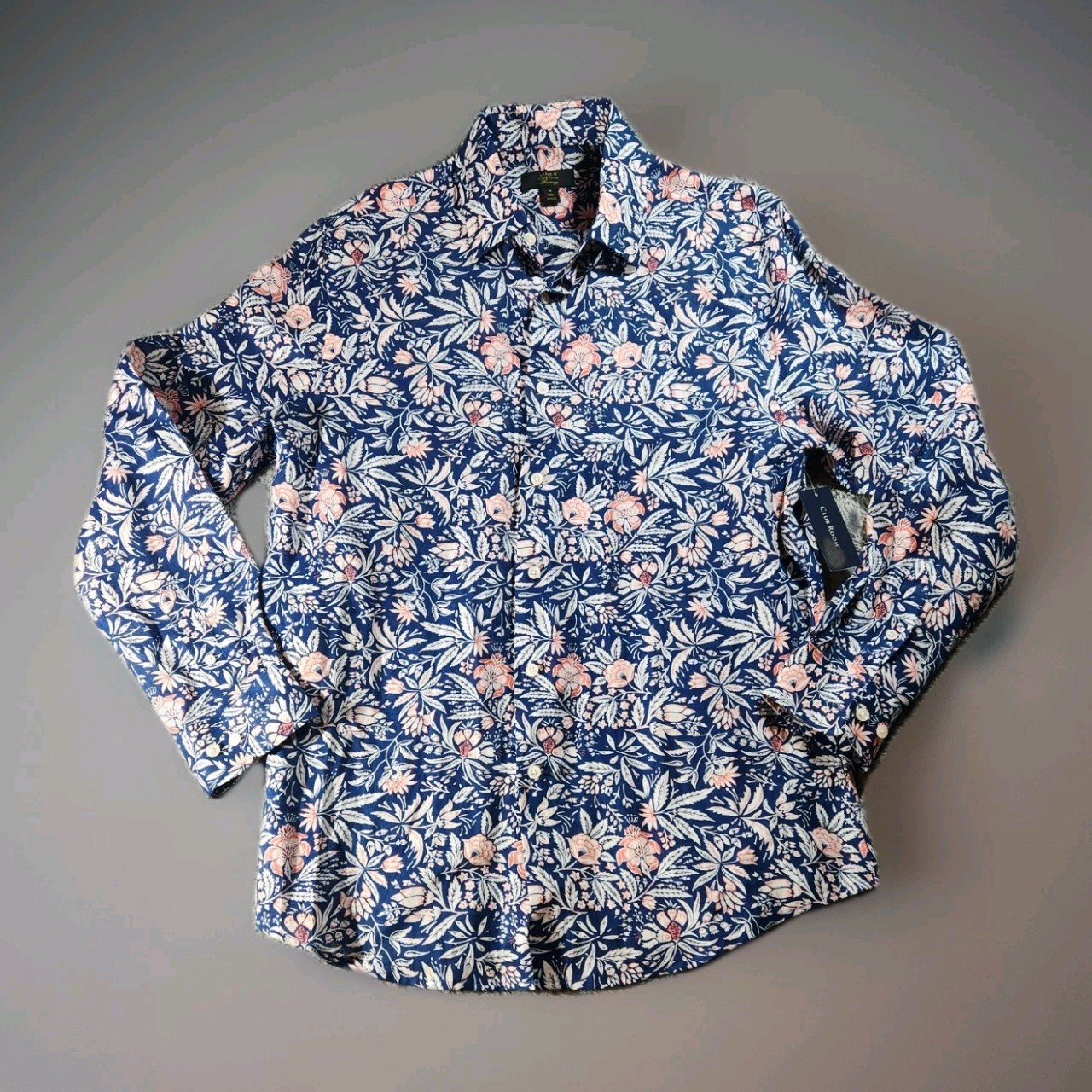 Club Room Luxury Men\'s Button Up Shirt Size Medium Multicolor Floral NWT 