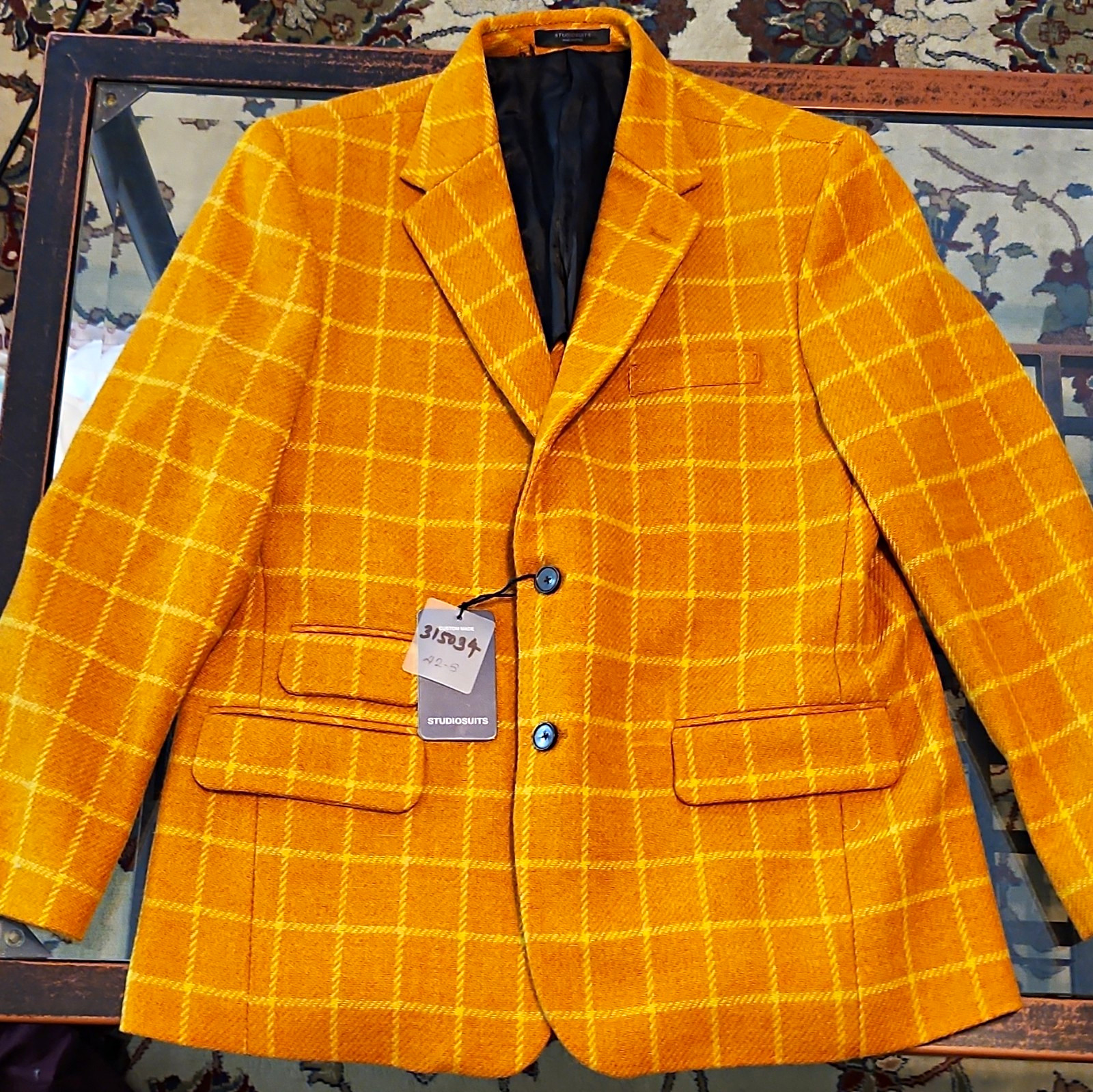 StudioSuits Men\'s Orange Plaid Sport Coat 42 Regular 2-Button Notch Lapel