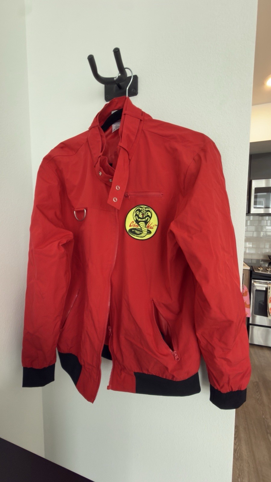 Spirit Halloween Cobra Kai Red & Black Jacket Adult Large + 2 Headbands