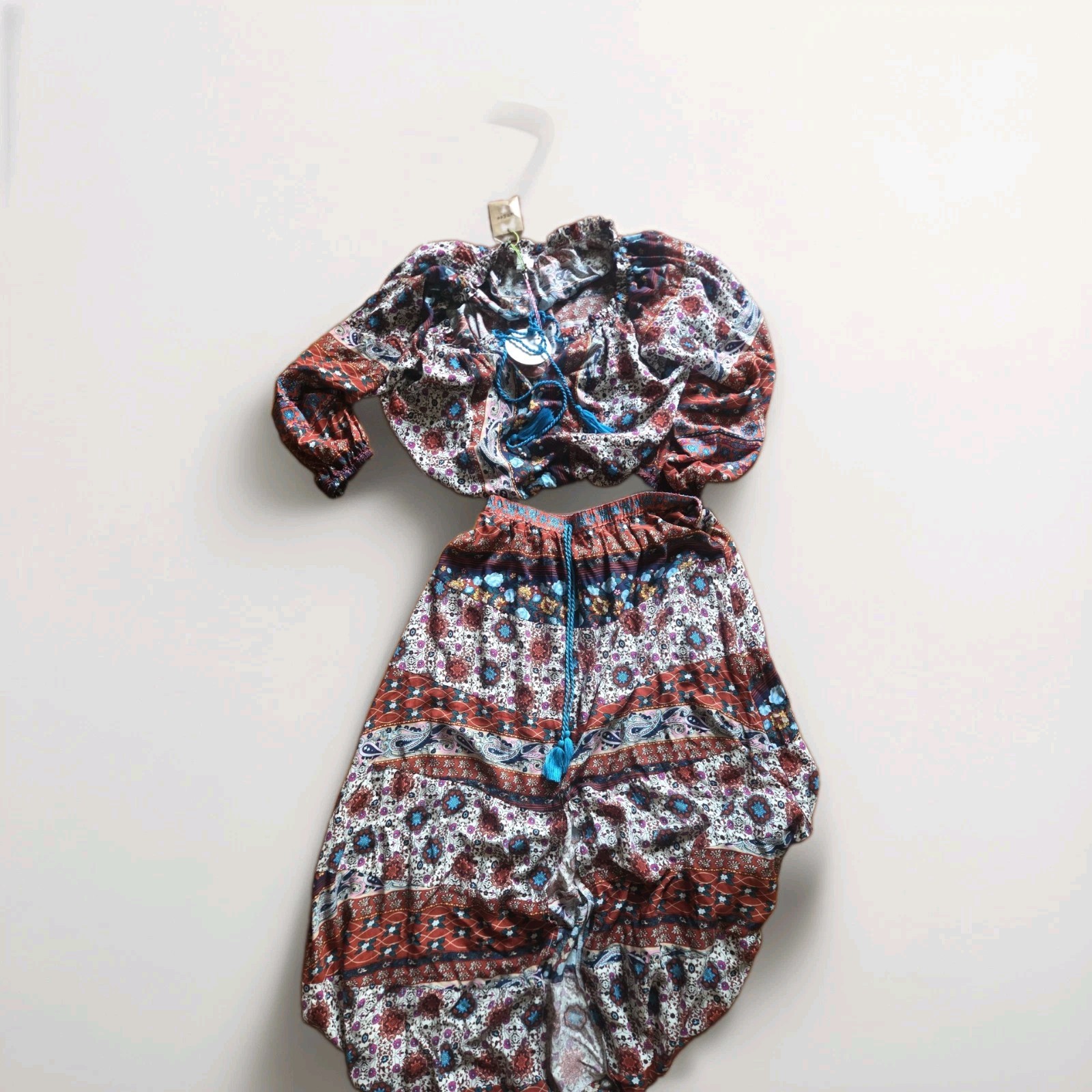NWT Umgee Women’s L Long Boho Skirt Cropped Balloon Top Set PAISLEY reds FALL 