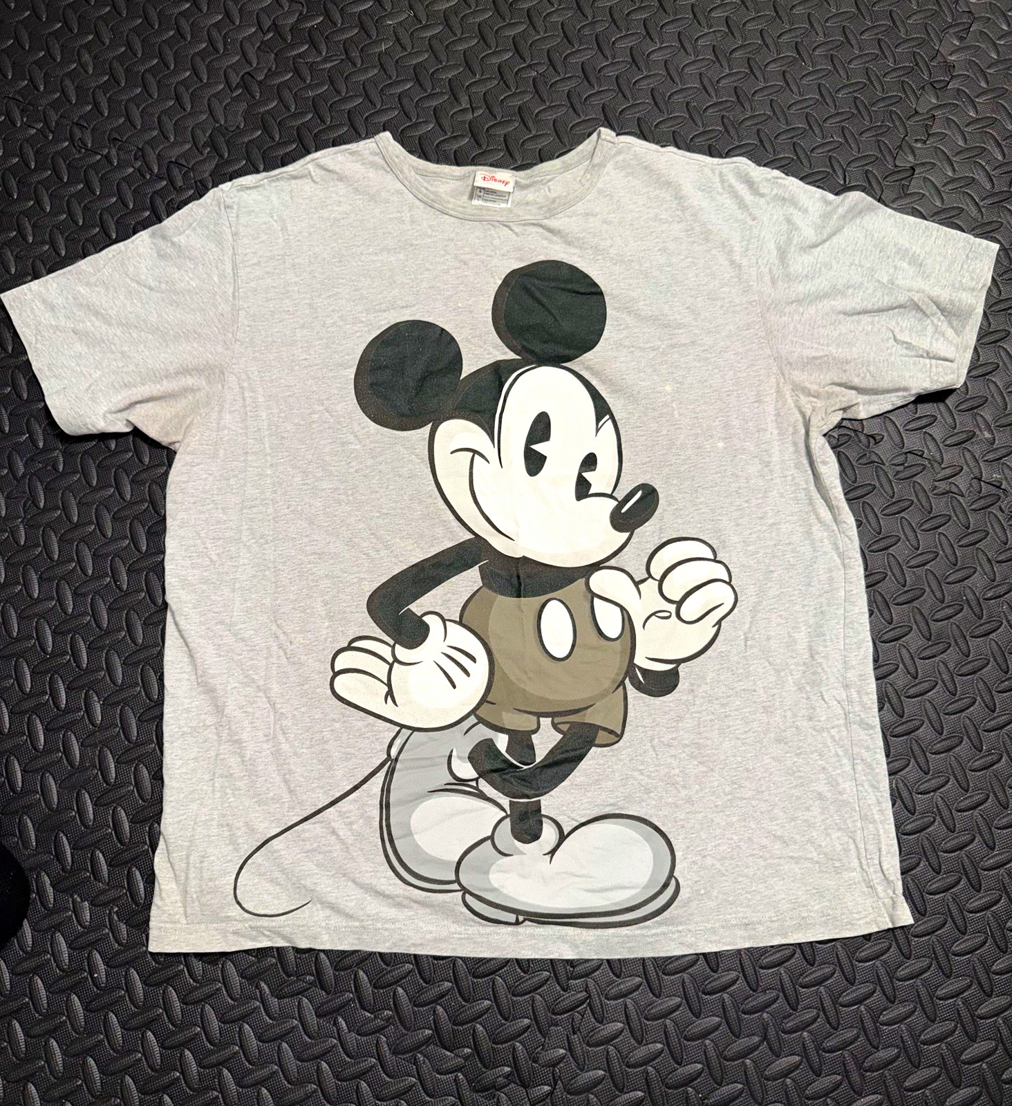 Vintage 90s Disney Store Mickey Mouse Adult Graphic T-Shirt Gray/Black Size L