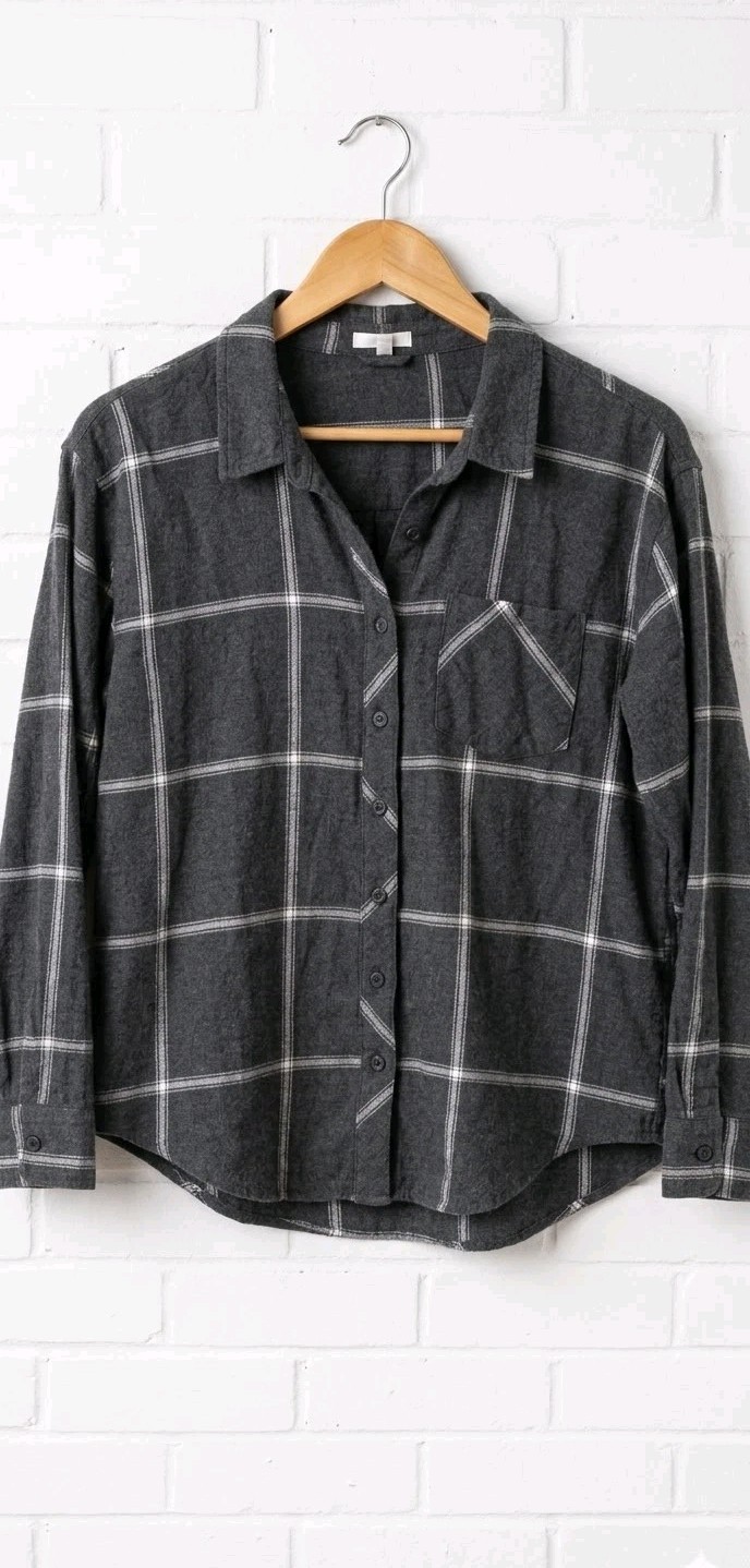 Maurices Cabin Windowpane Boyfriend Gray Button Down Shirt Women\'s Sz XL Flannel