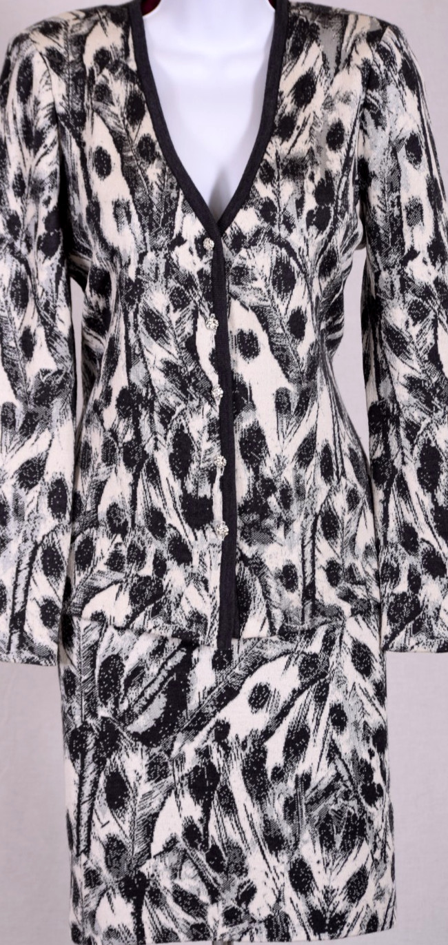 ST.JOHN Women\'s Knit Gray Ivory Black Print Trim Jacket & Skirt Sz 6