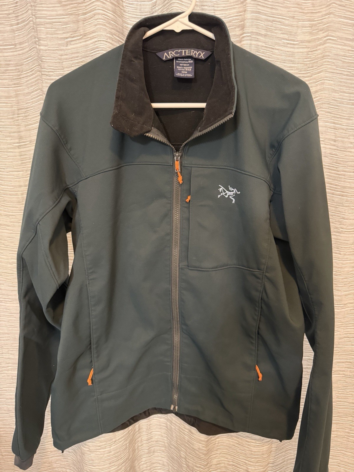 Arc\'teryx Epsilon SV Jacket Medium Teal Softshell Lined Collar