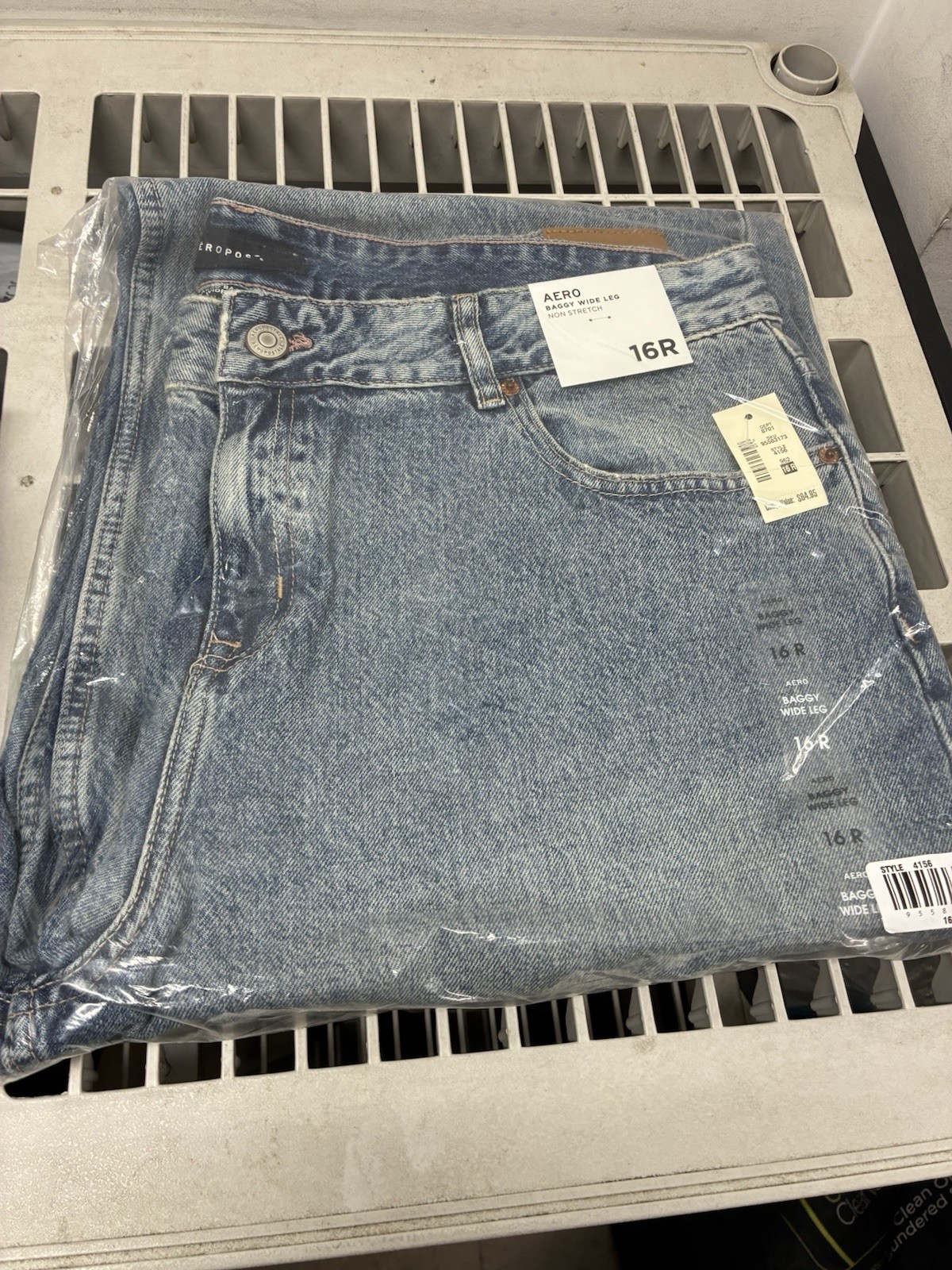 Aeropostale AERO Baggy Wide Leg Jeans Size 16R Non Stretch NWT
