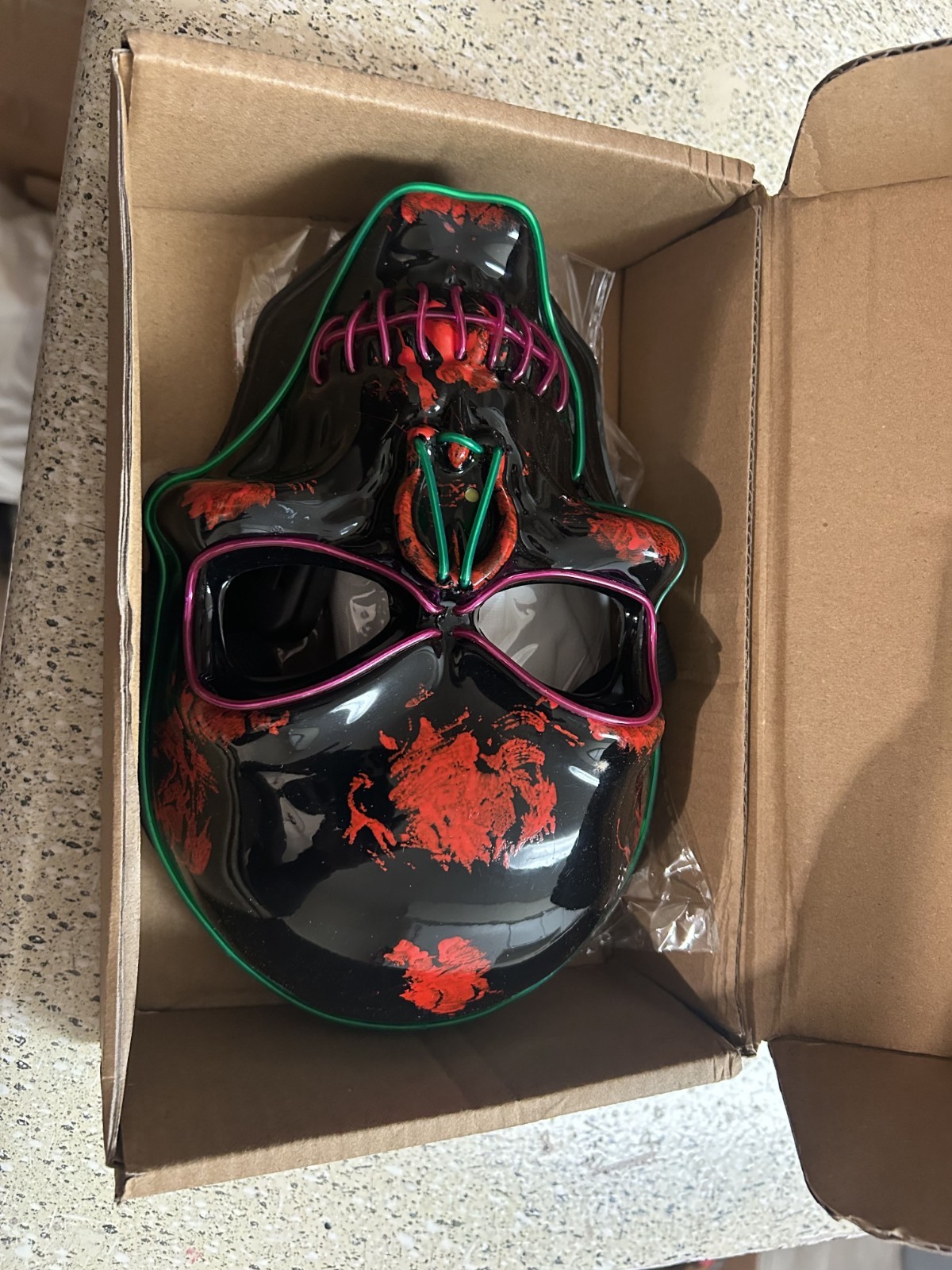 LED Light Up Scary Halloween Mask & Glowing LED Gloves for Cosplay Party 3 Modes