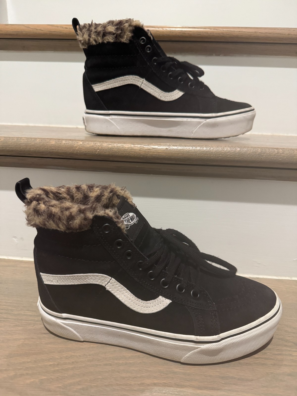 Vans Sk8-Hi MTE Black Suede Leopard Faux Fur High Top Size 7M/ 8.5W Unisex