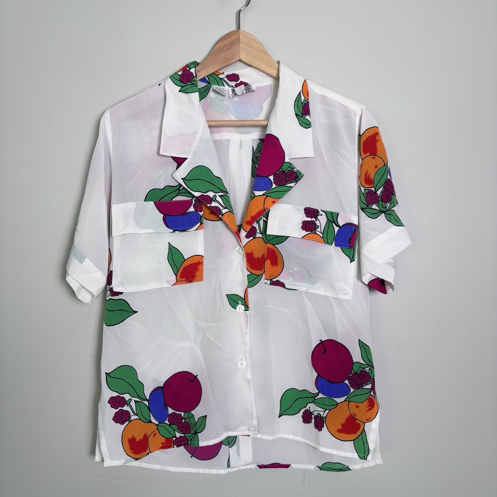 VTG 80s Anne Klein Fruit Print Blouse-Button Down-White/Multi-Women\'s Size 6