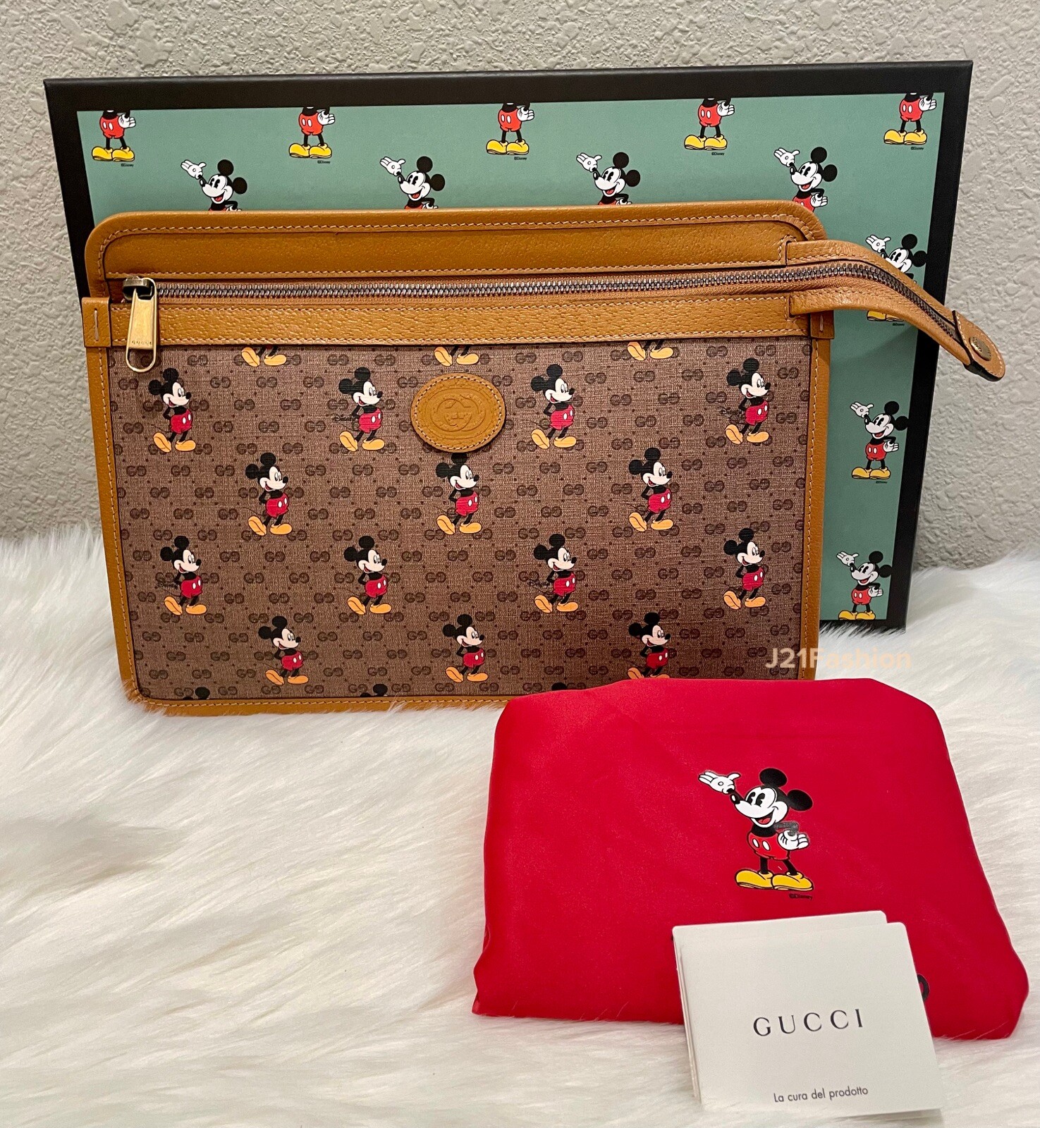 NEW GUCCI Disney X Clutch Bag Collector’s Item
