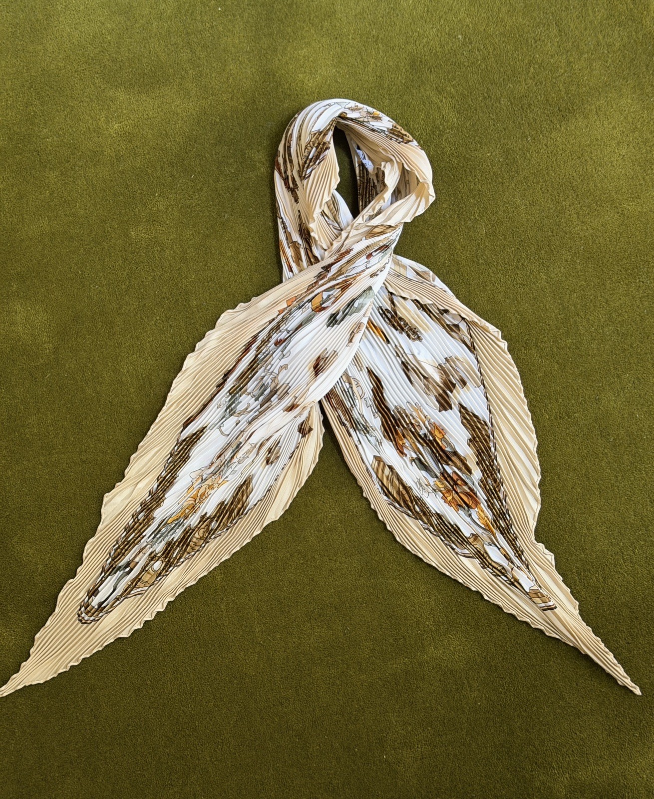 Vintage Hermes Copeaux Silk Pleated Plissé Scarf