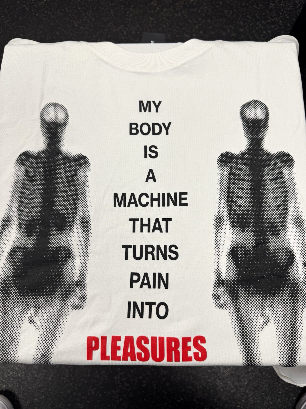 Men’s Graphic Print Crew Neck Short Sleeve White Tee XL “My Body Is A Machine”