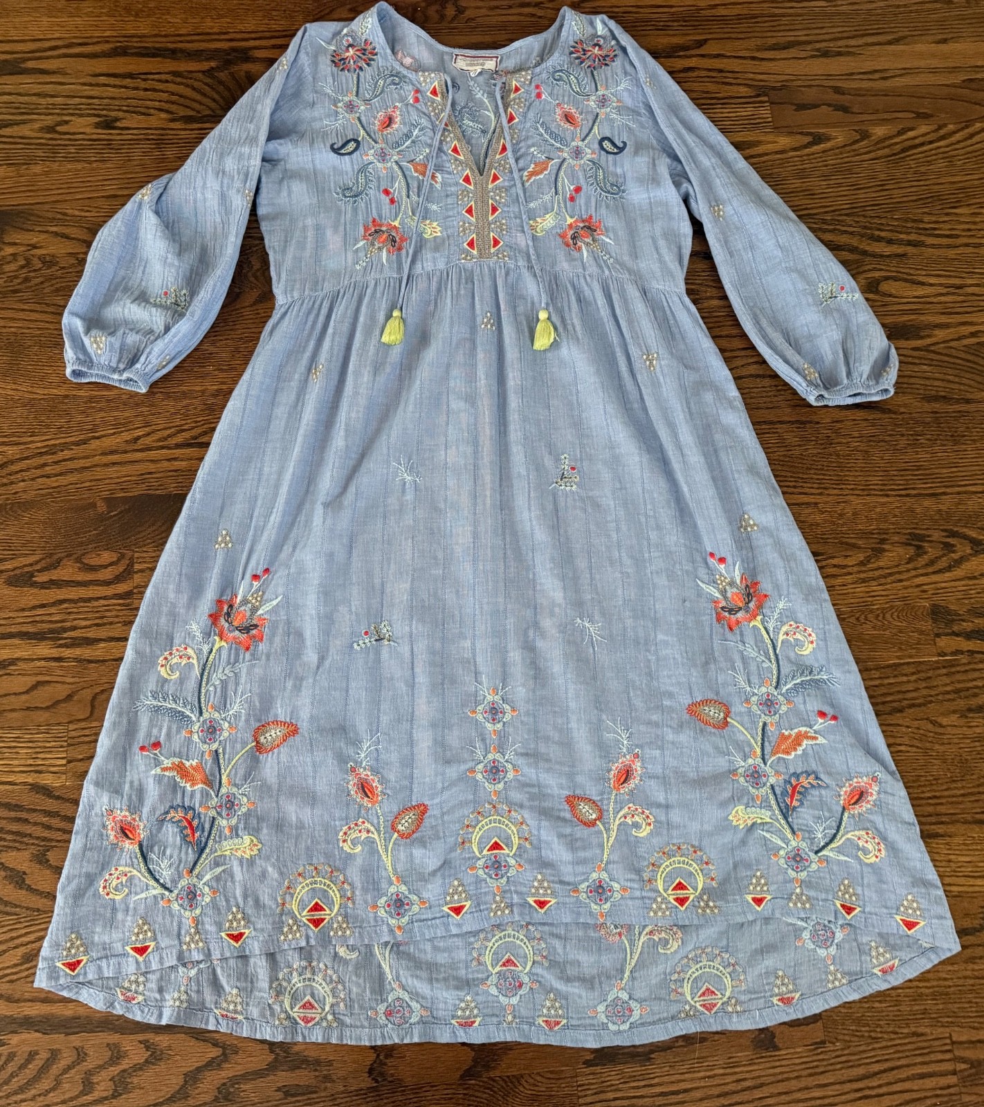 Johnny Was Small-Medium  Light Blue Chambray Floral Embroidered Dress Midi