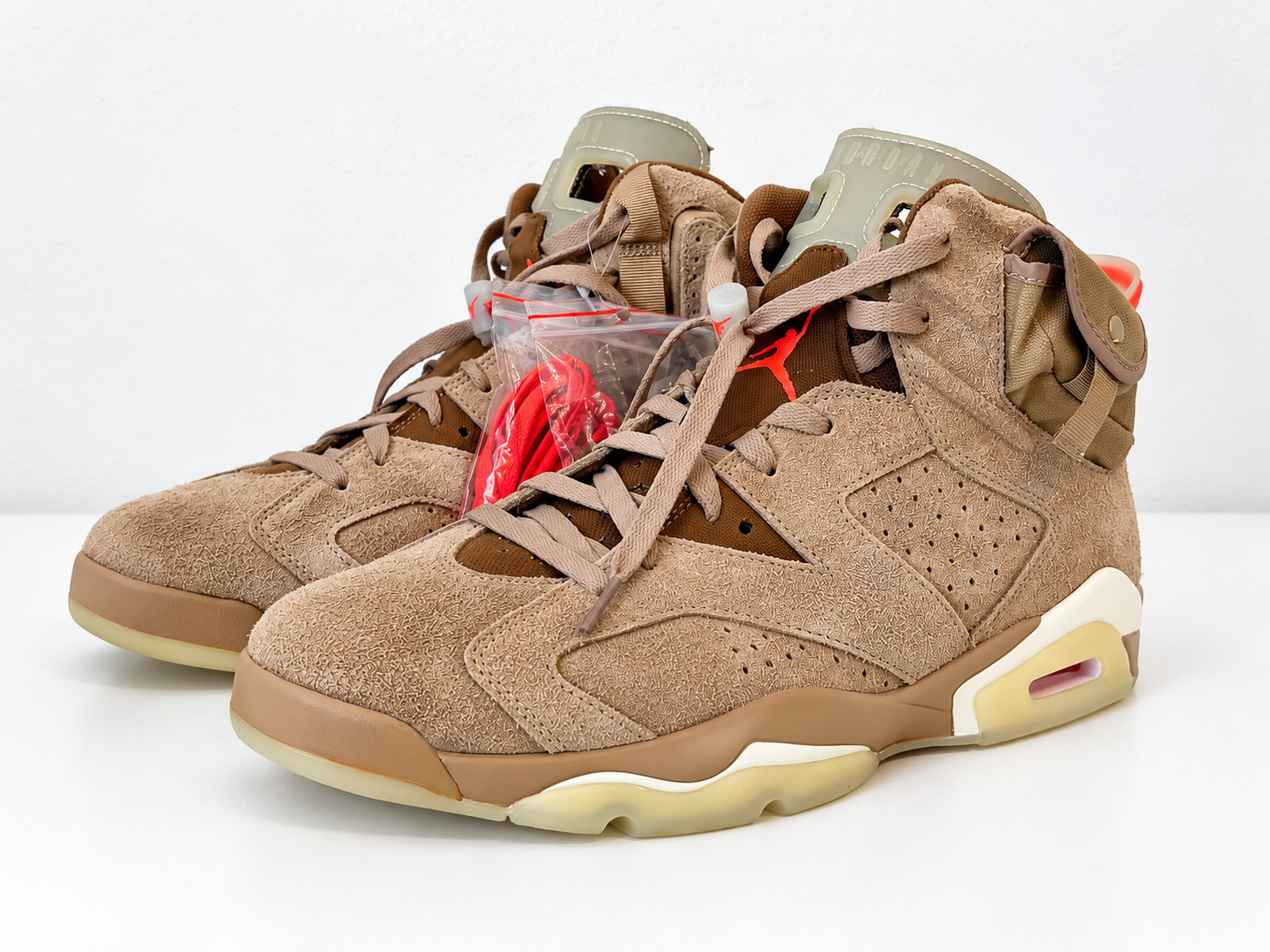 Deadstock Travis Scott x Air Jordan 6 British Khaki Size 13 w/ Drawstring Bag