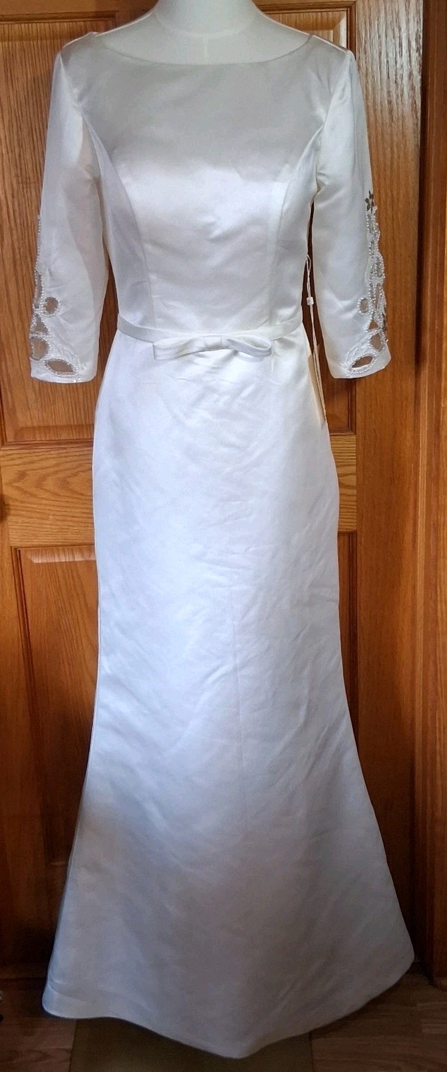 Lanting Bride Ivory Boat Neck 3/4 Sleeve A-Line Full-Length Wedding Dress 8