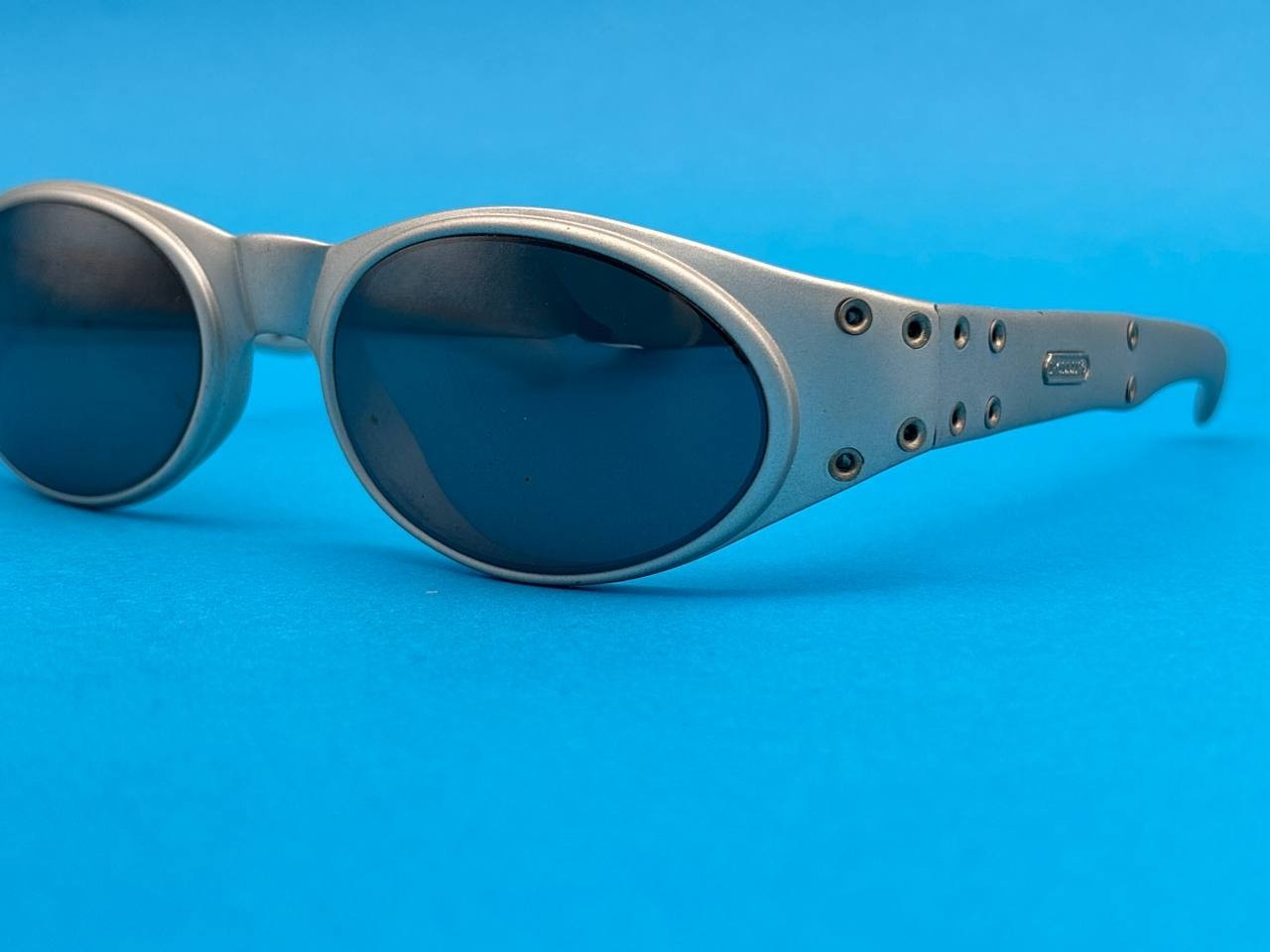 Vintage Rolling Mod. Rolling 12 Oval Sunglasses Silver France Y2K Retro UV
