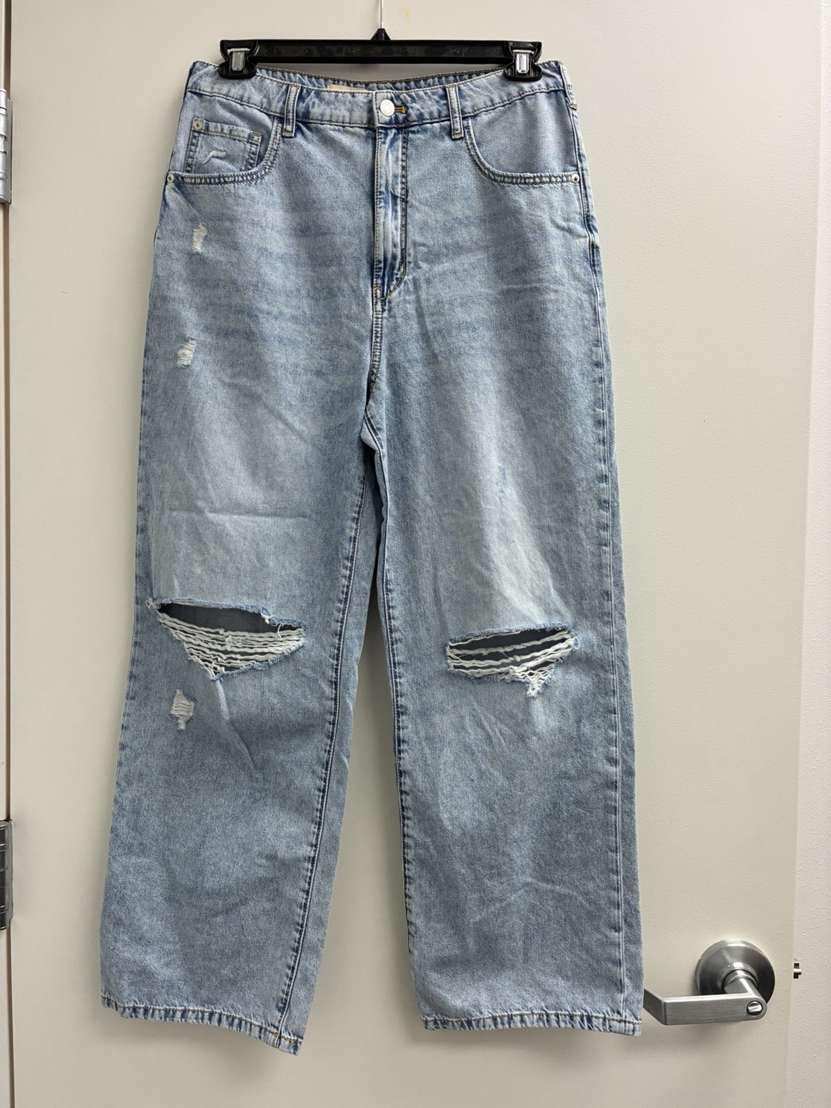 Anthropologie Pilcro The Joey High-Rise \'90s Slouch Distressed Jeans 30 EUC