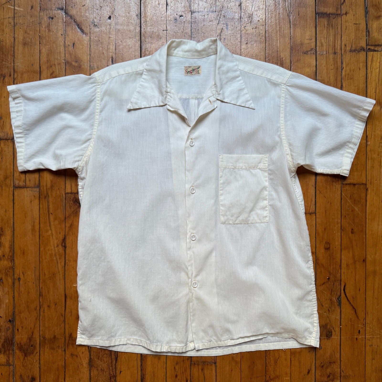 Vintage 1940s 50s Men\'s Ivory Shadow Stripe Camp Collar Sport Shirt Rockabilly M