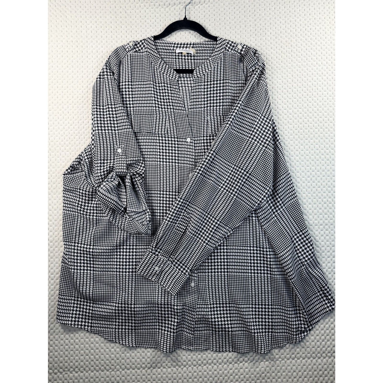 Plus Size Calvin Klein Herringbone Blouse w/optional roll sleeves - Size 3X