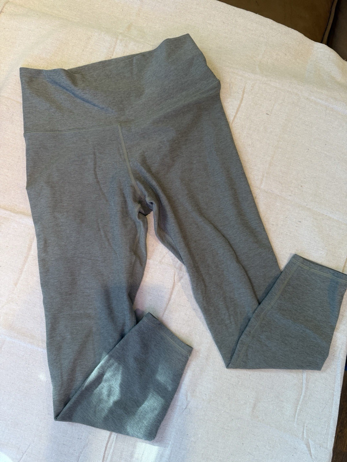 Vuori Clean Elevation Womens S Gray Green Heather High Rise 7/8 Leggings