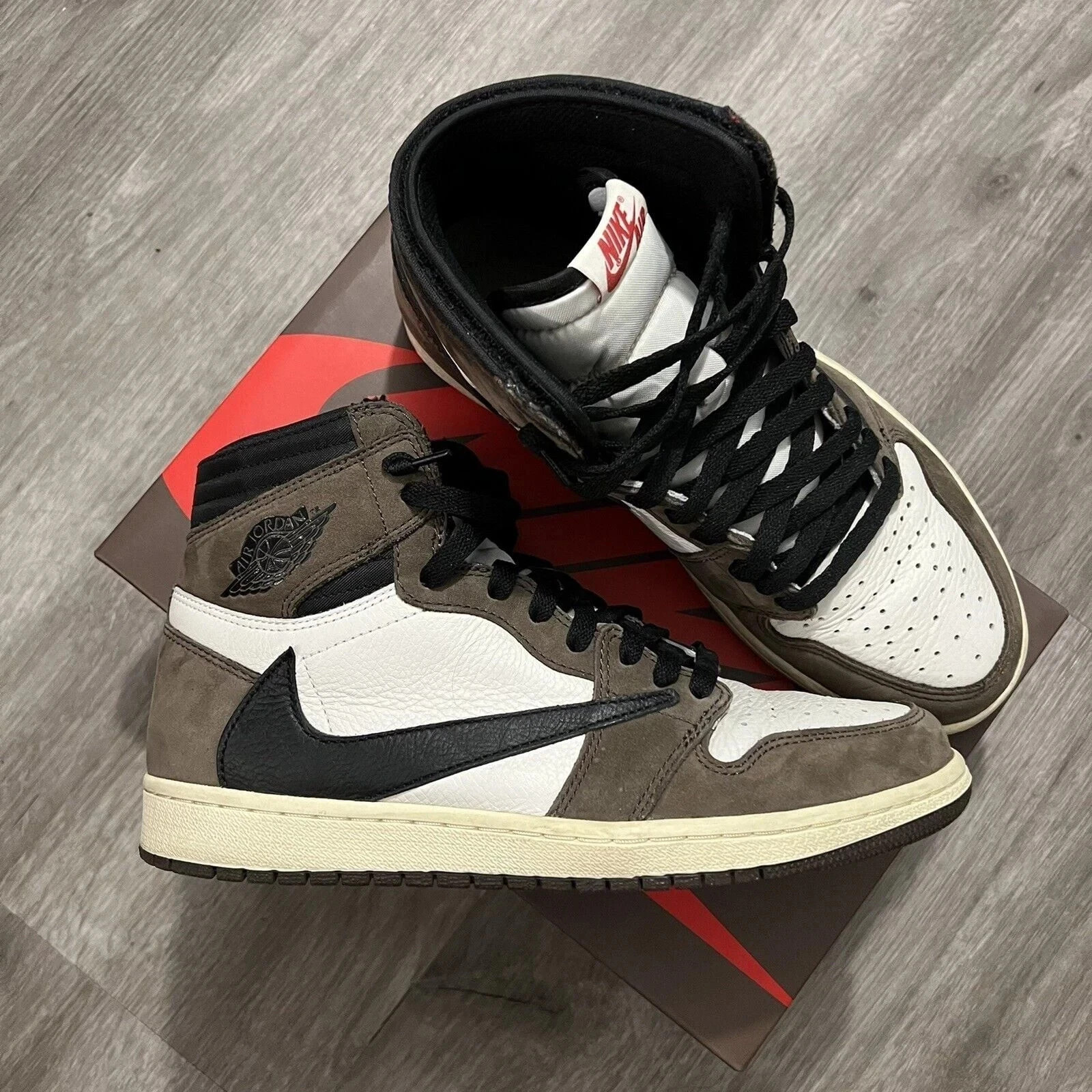 All Men's Size US Travis Sc0tt X Jordan 1 Retro High OG 'Mocha' - CD4487-100 NEW