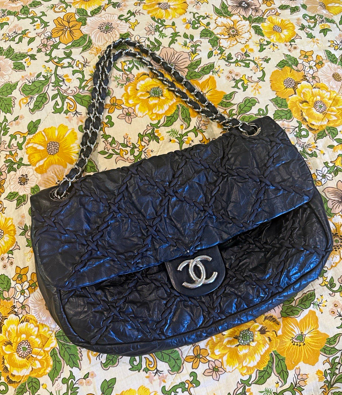 CHANEL ULTRA STITCH FLAP BAG